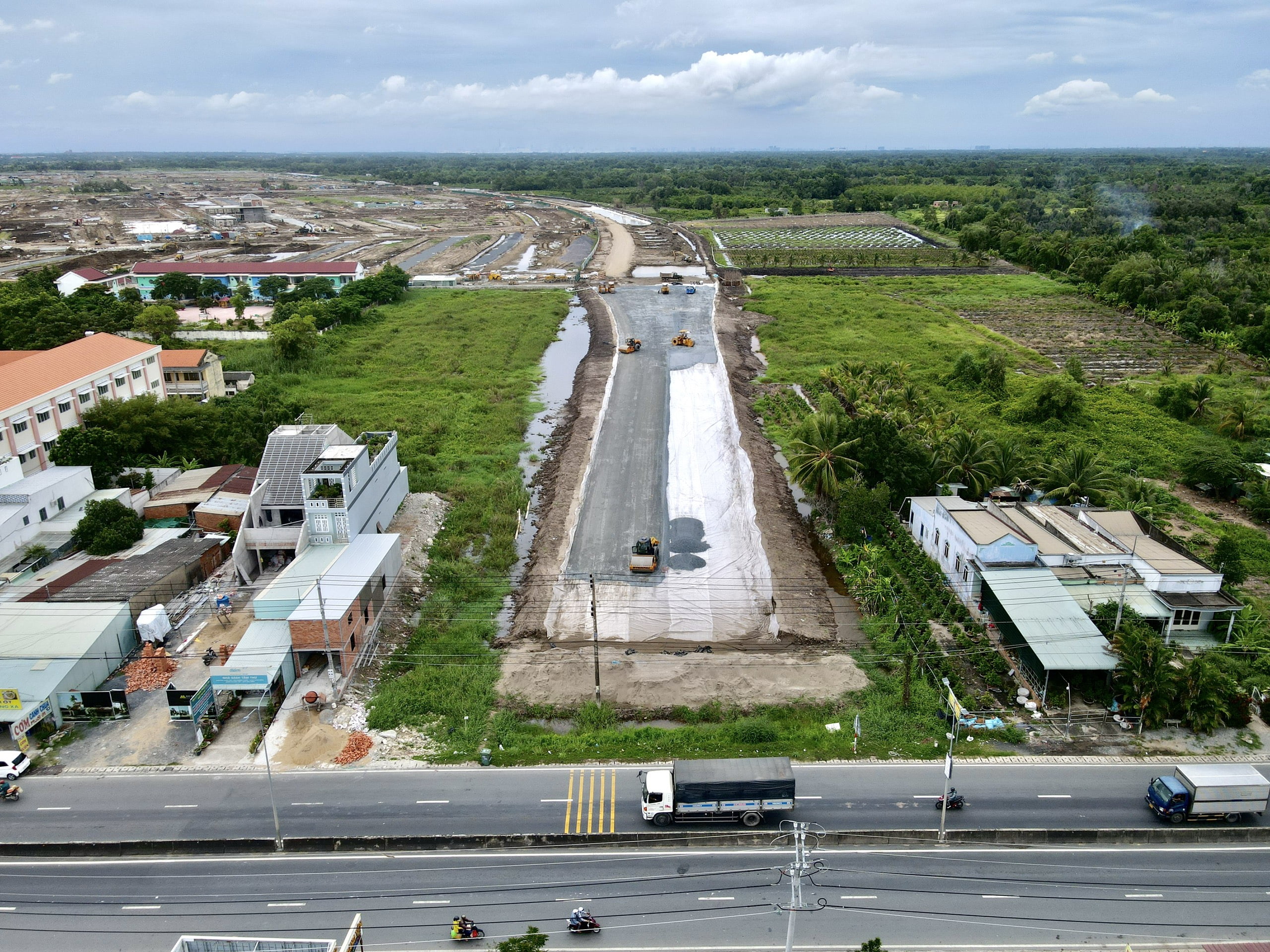 hình ảnh thực tế dự án lahome la home bến lức prodezi