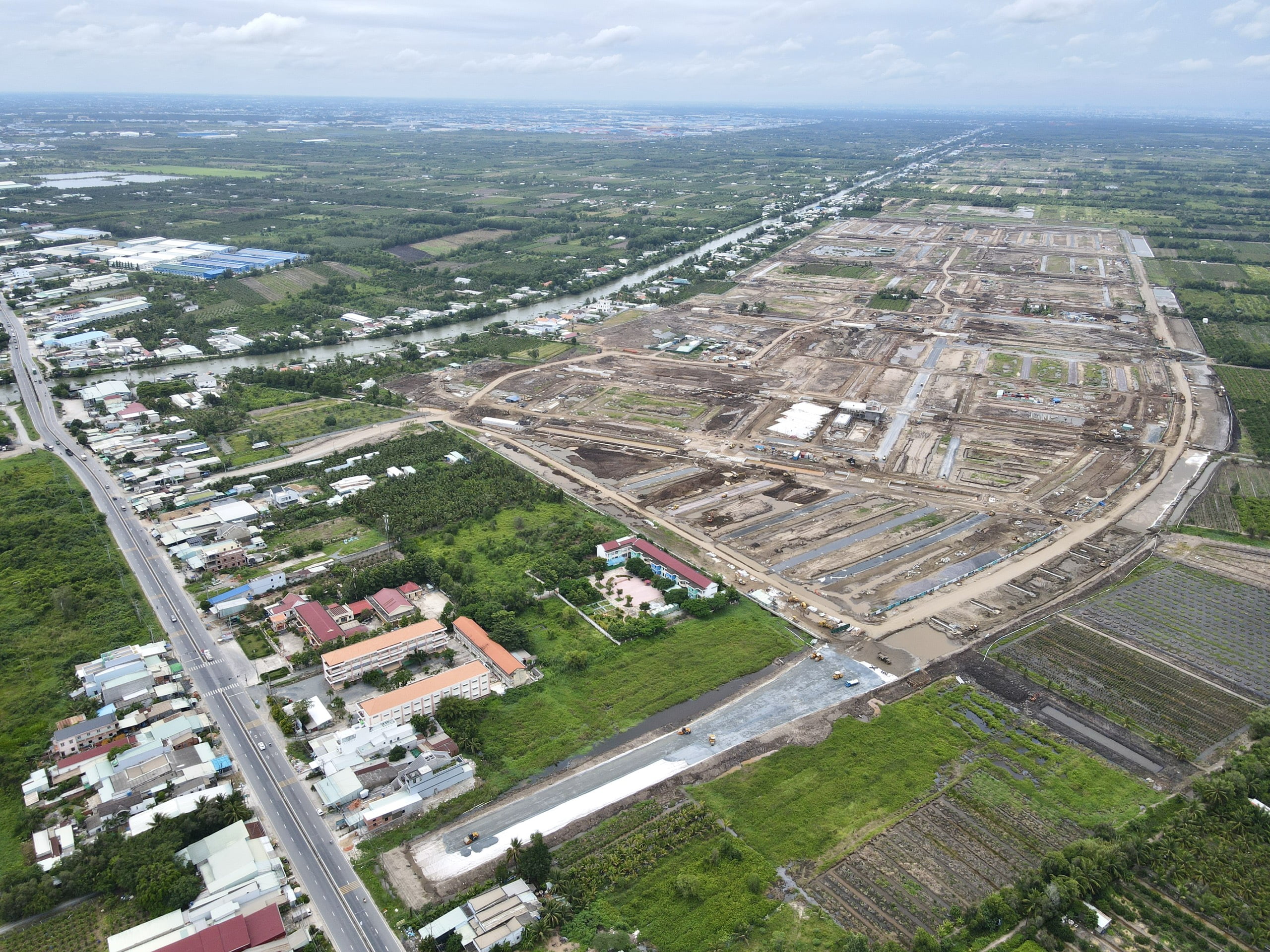 hình ảnh thực tế dự án lahome la home bến lức prodezi